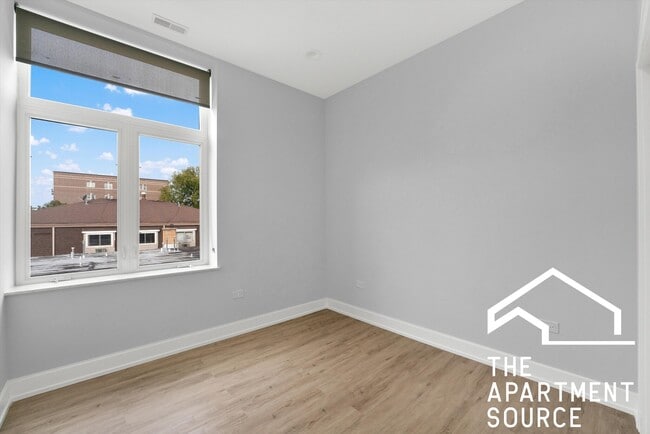 Building Photo - 1385 Brown St