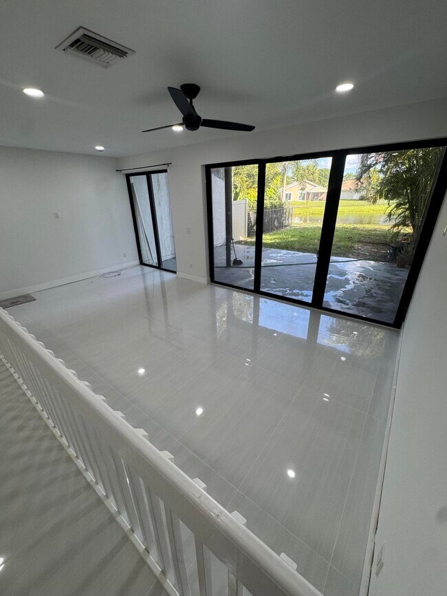 Building Photo - 12416 Westhampton Cir