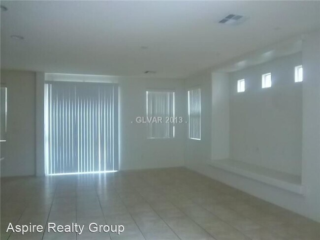 Building Photo - 9250 William Hill Ave
