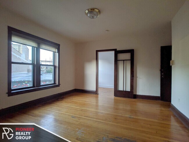 Building Photo - 3306 W Schubert Ave