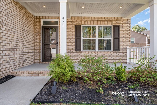 Foto del edificio - 971 Fancher Ln