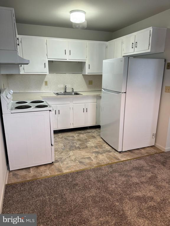 Foto del edificio - 3874 Shadywood Dr