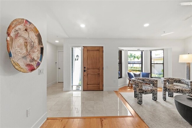 Foto del edificio - 2377 Harbour Oaks Dr