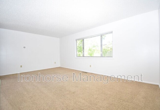 Foto del edificio - 411 N 16th Ave