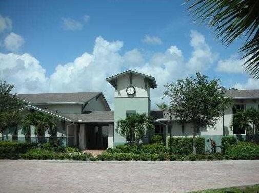 Foto del edificio - 660  Amador Lane 6 West Palm Beach FL 33401