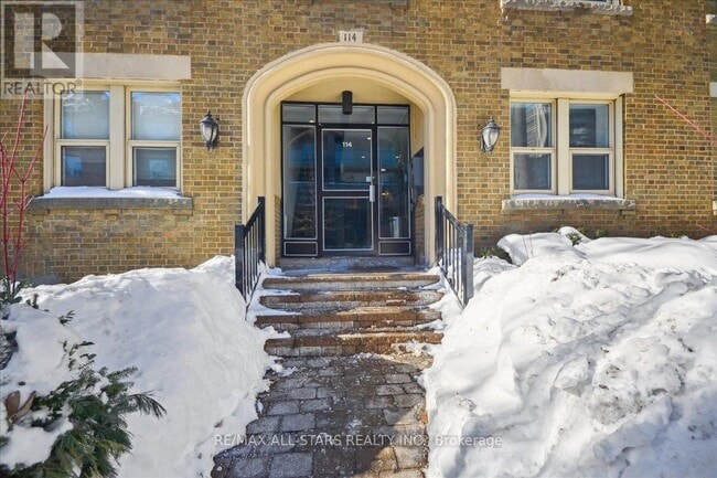 Building Photo - 114 Vaughan Rd