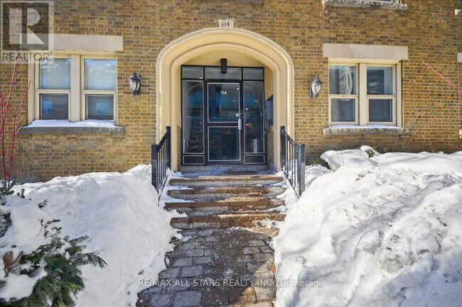 Photo du bâtiment - 114 Vaughan Rd