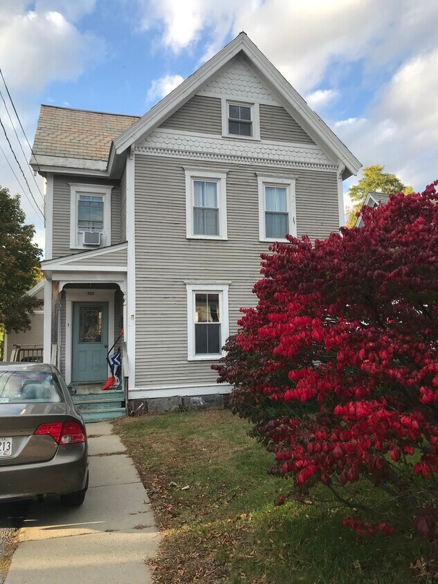 268 Colchester Ave Unit 1, Burlington, VT 05401 Apartments in Burlington, VT