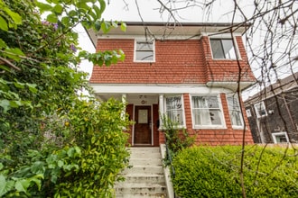 Building Photo - 2605 Fulton St