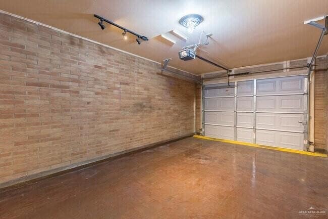 Building Photo - 23 West St