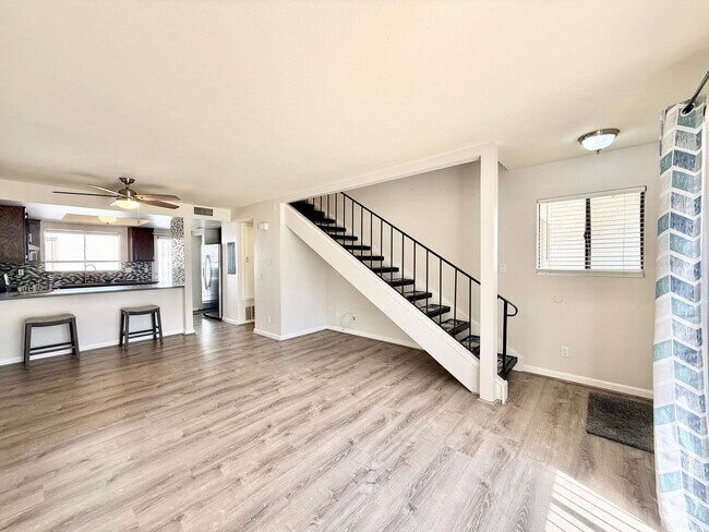 Foto del edificio - AVAILABLE NOW!! GORGEOUS 3 Bedroom 3 Bathroom Condo Rancho Mirage!!!