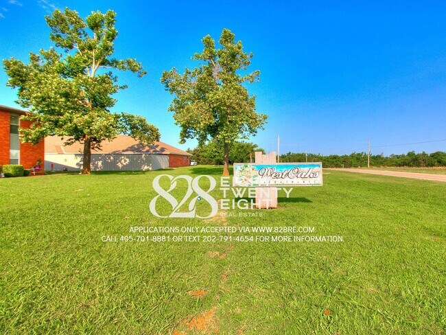 Foto del edificio - *COMING SOON!* 2 Bed/1 Bath Apartment at West Oaks in Newcastle!