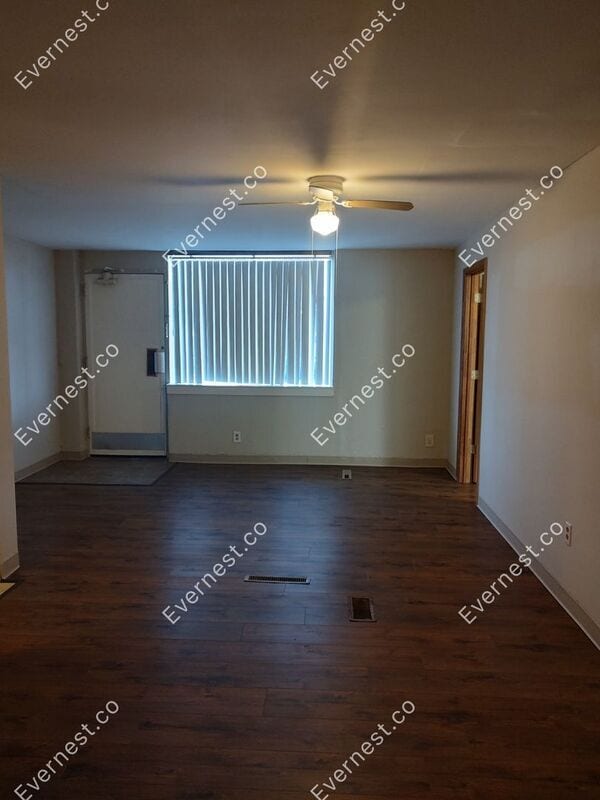 Building Photo - 6312 Raytown Rd