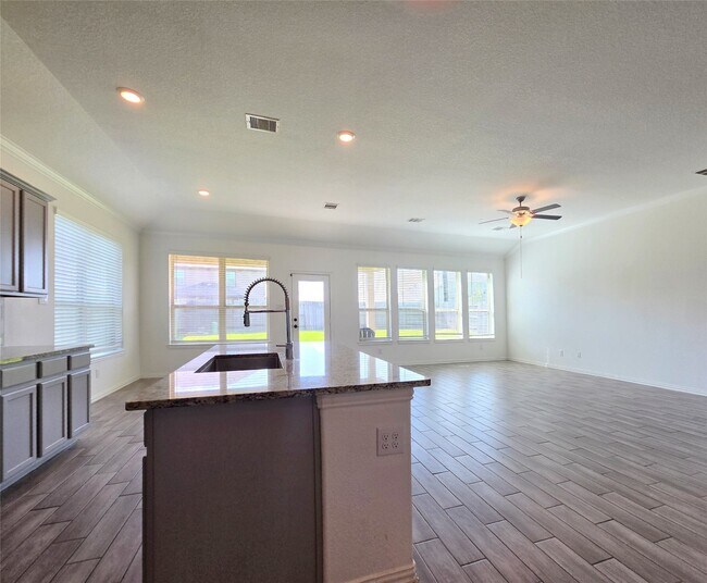 Foto del edificio - 4826 Albany Ridge Ln
