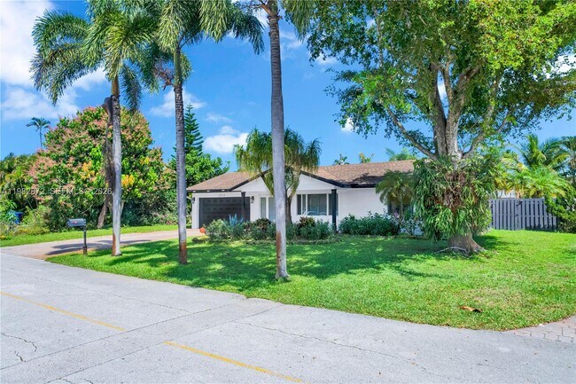 Foto del edificio - 2616 NW 7th Ave