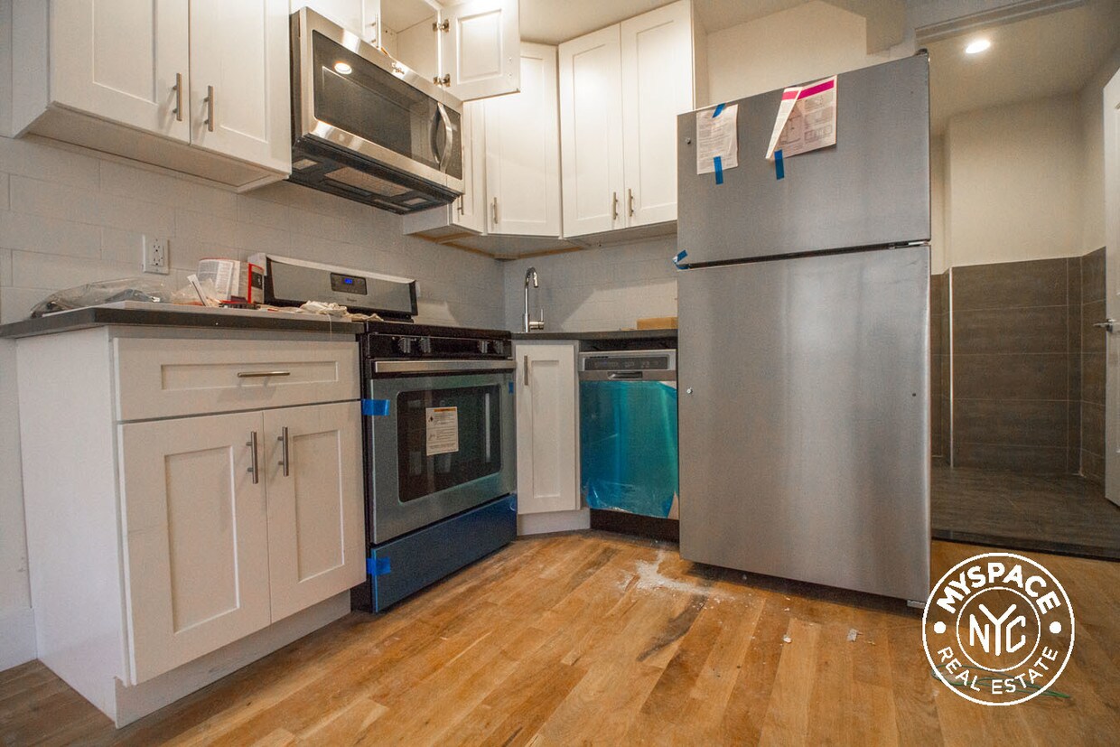 Foto principal - 69 Granite St