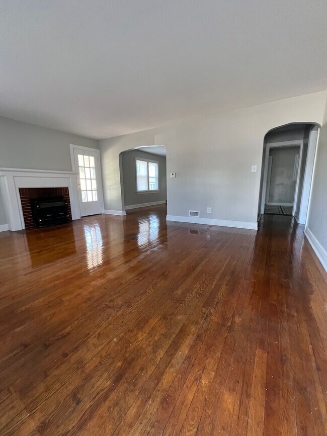 Foto del edificio - Remodeled 3 bedroom 1.5 bath home in a gre...