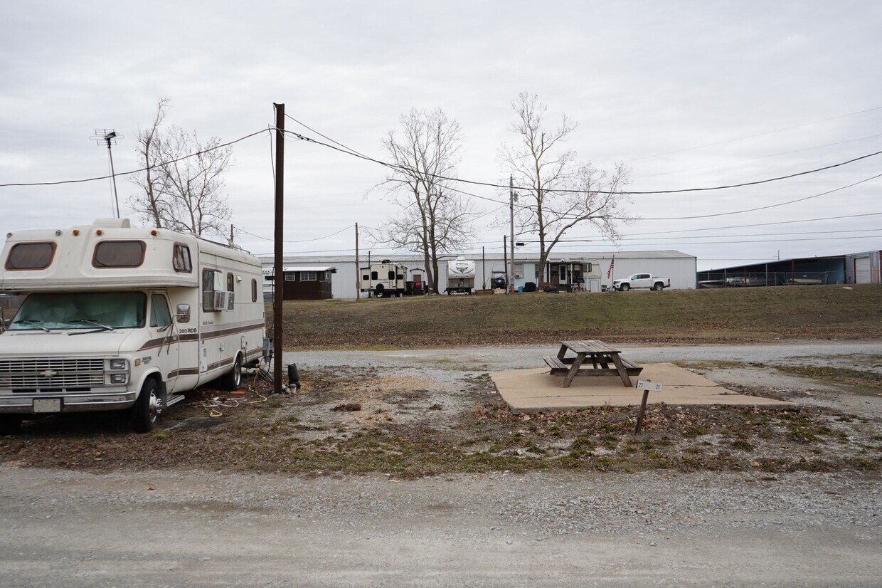 Primary Photo - 65400 E 250 Rd