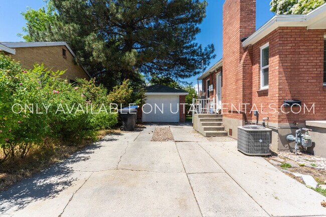 Foto del edificio - 1345 N 300 W