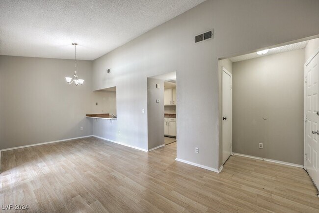 Building Photo - 2981 Country Manor Ln