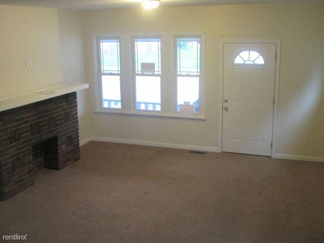 Building Photo - 3800 Highland Ave