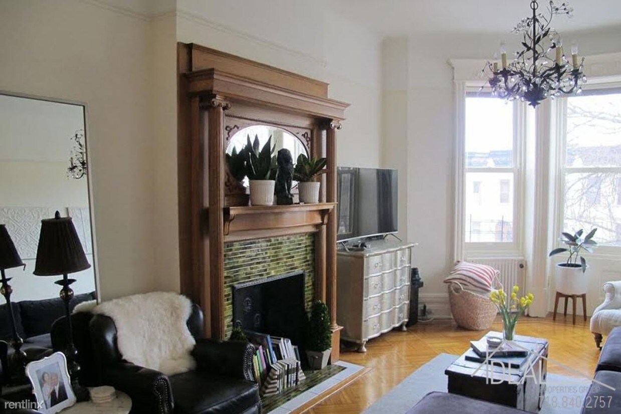 Primary Photo - 550 9th St