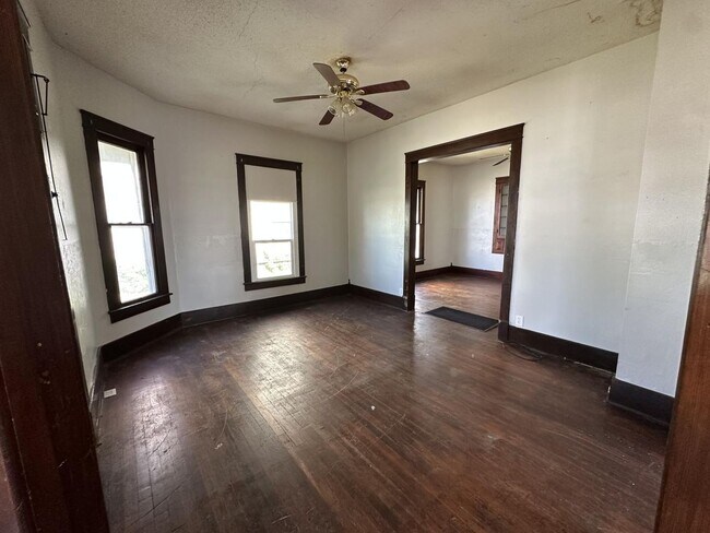 Foto del edificio - Available Home for Rent