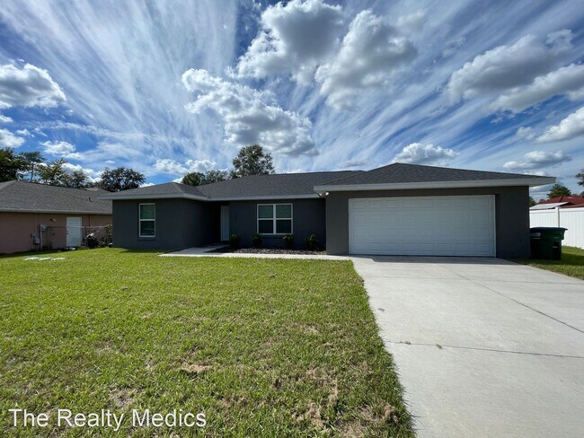 Foto del edificio - 3 br, 2 bath House - 15624 SW 27th Avenue Rd