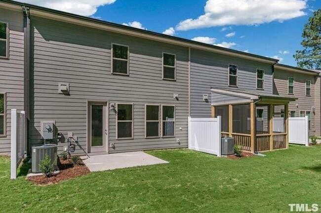 Foto del edificio - 2045 Maggie Vly Dr