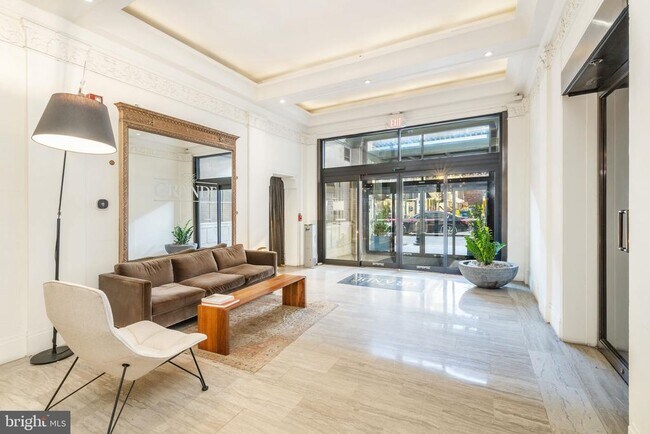 Foto del edificio - 111-113 S 15th St