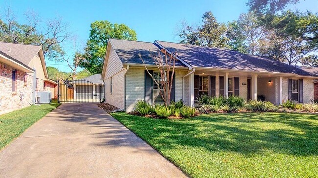 Building Photo - 10406 Raritan Dr