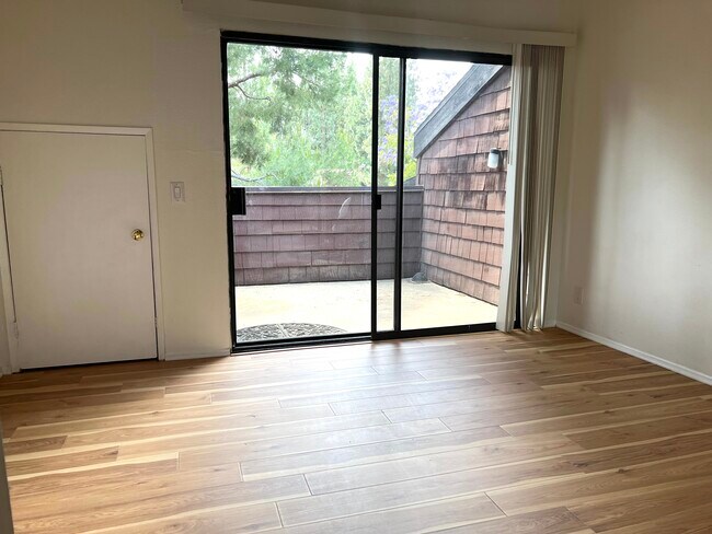 Foto del edificio - 2759 Pine Creek Cir