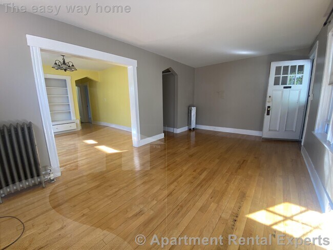 Foto del edificio - Somerville/Davis Square 2 Bedroom with Dis...