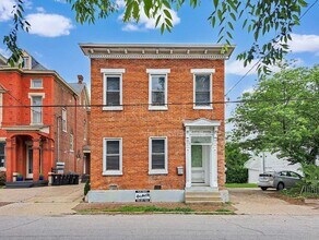 Building Photo - 1661 Story Ave