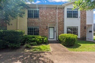 Building Photo - 6713 Biggs Ct