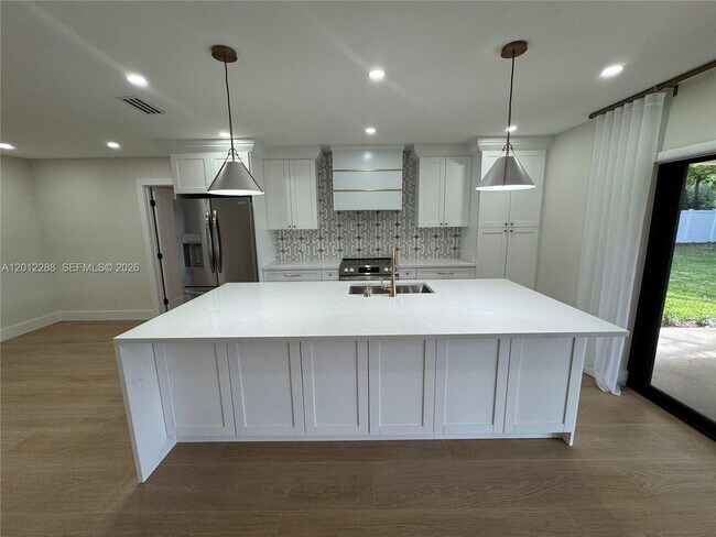 Foto del edificio - 9234 Southampton Pl