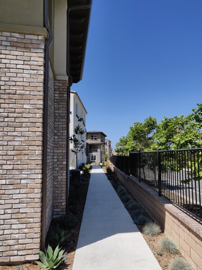 exterior - 13480 Lopelia Meadows Pl