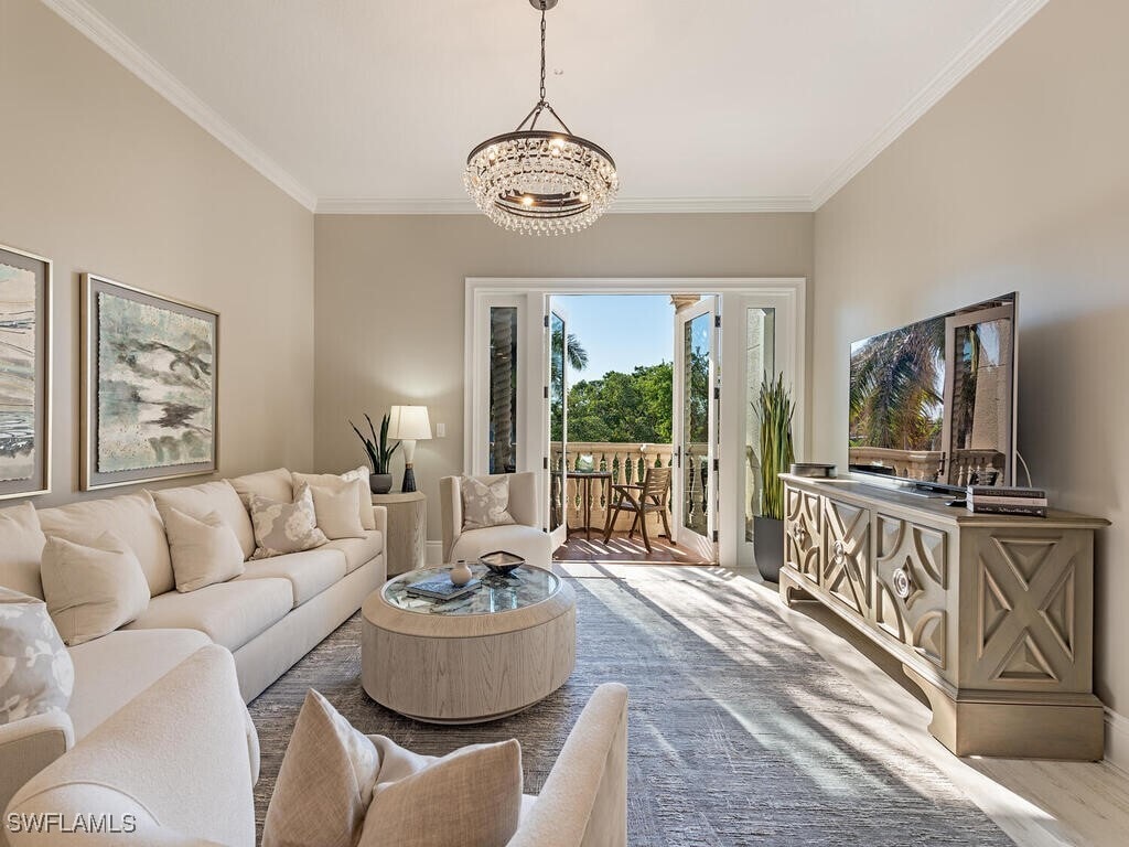 Foto principal - 627 6th Ave S