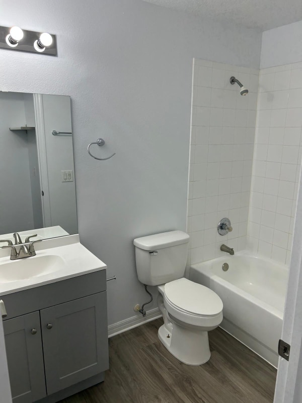 Building Photo - 363 Caribbean Dr