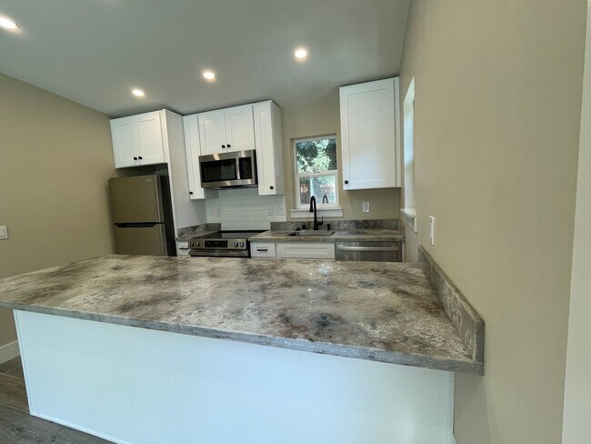 Foto del edificio - 12-768