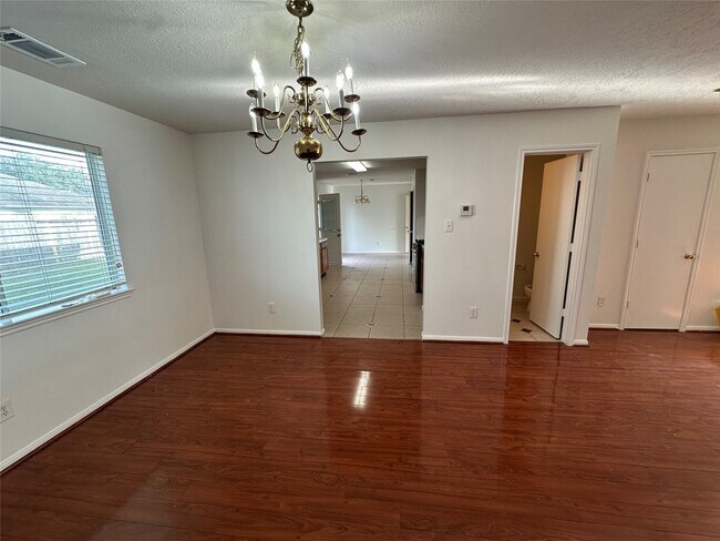 Building Photo - 16030 Clayton Green Dr