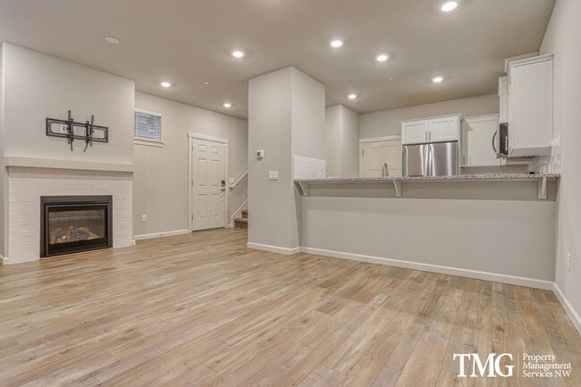 Building Photo - 2022 Build 3 Bedroom/2.5 Bathroom Home in ...