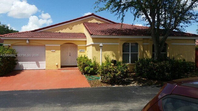 Foto del edificio - 10957 SW 73rd Terrace