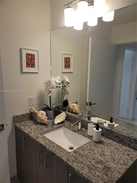 Foto del edificio - 5350 NW 84th Ave