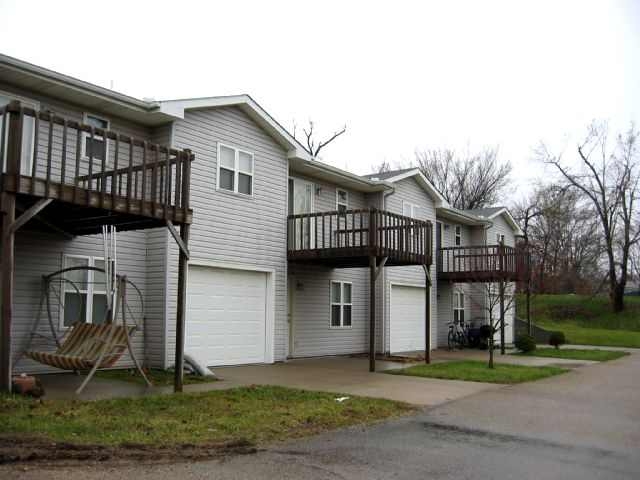 Building Photo - 414 Sycamore St