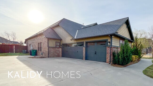Foto del edificio - 13504 Rock Canyon Rd