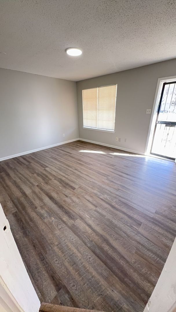 Foto del edificio - Very Nice Duplex in Berclair