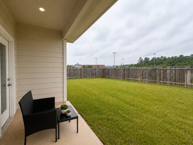 Building Photo - 5207 Twin Acorn Ct