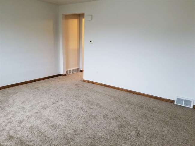 Building Photo - 2 br, 1 bath Townhome - 104 Savors Court