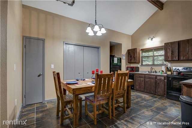 Building Photo - 2263 Lones Branch Ln